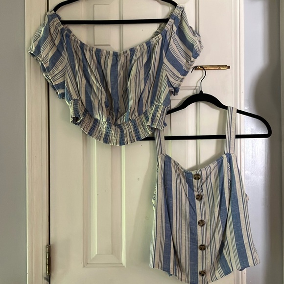 torrid Tops - 2 Torrid Size 1 (14-16) Linen Blue & Lt Grey Striped Tops, Off Shoulder & Tank